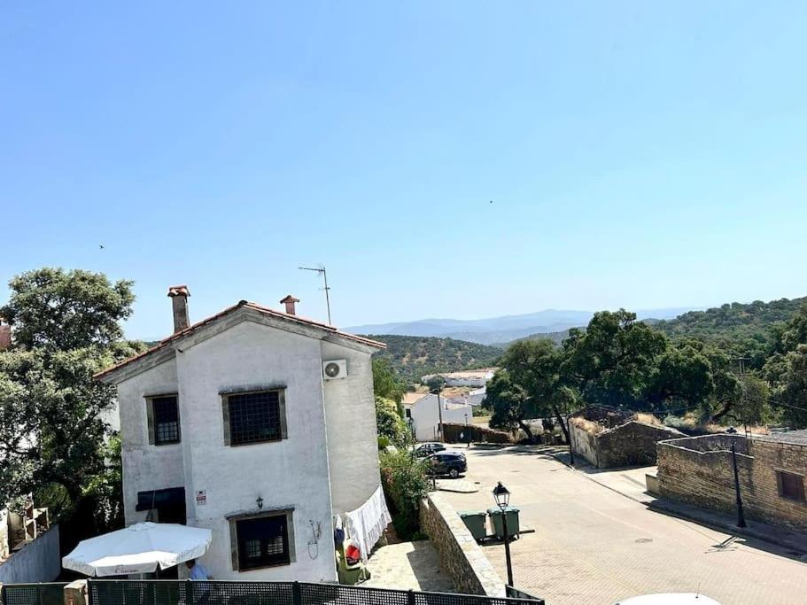 La Umbria  Hispalis Villa En Aracena מראה חיצוני תמונה