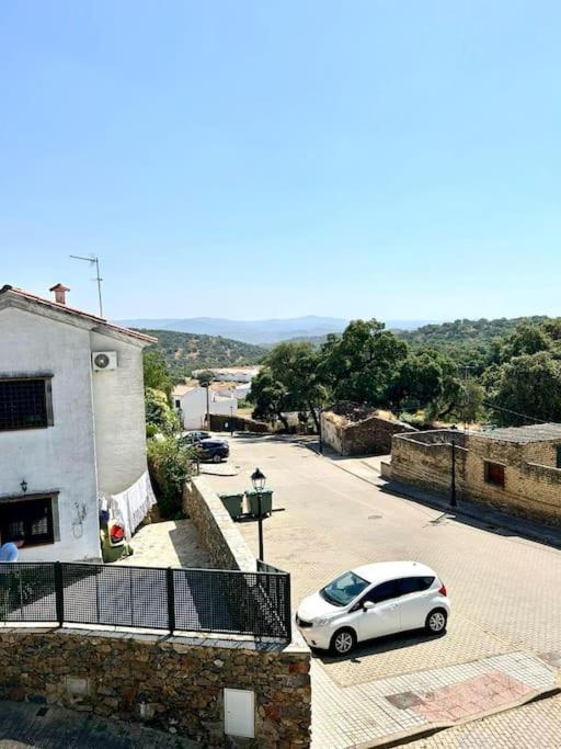 La Umbria  Hispalis Villa En Aracena מראה חיצוני תמונה